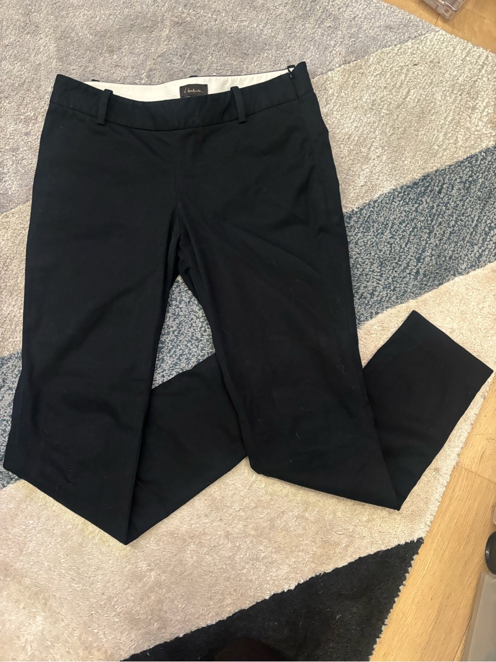 Aritzia Babaton Tailored Straight Leg Dress Work Pants Black Mid Rise Size 8